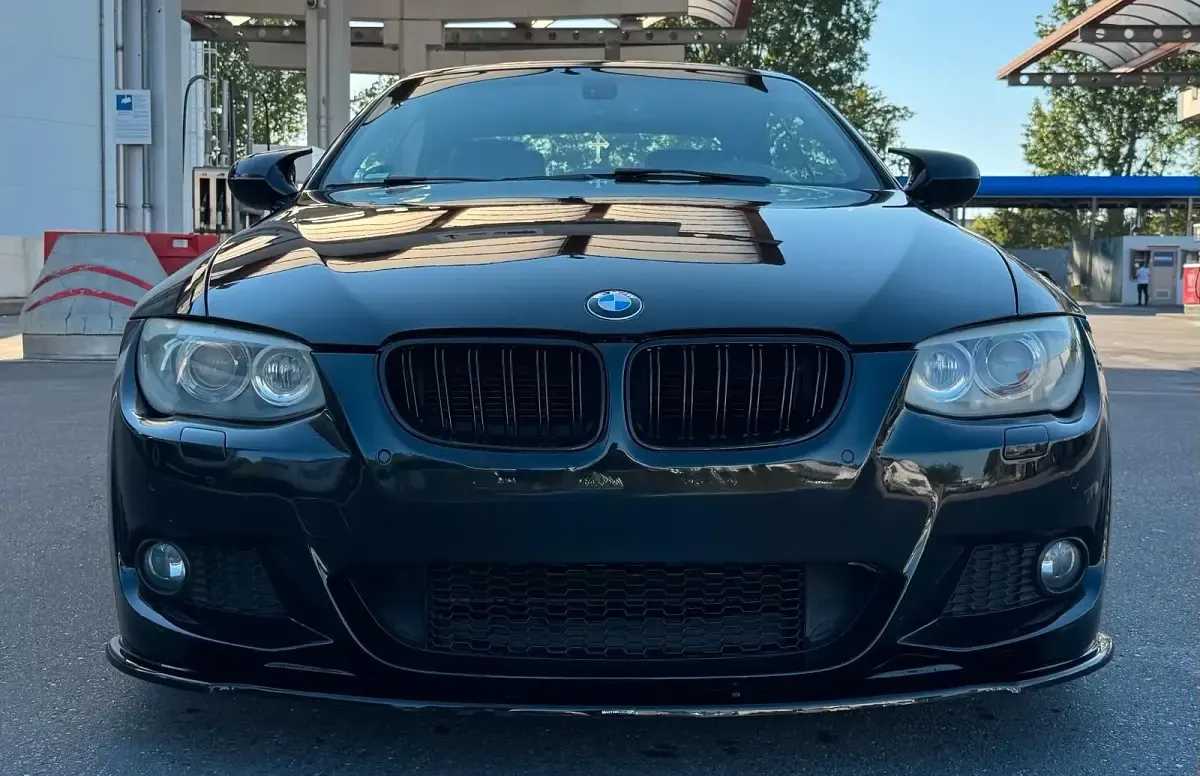 Gebraucht BMW 325 Cabriolet M Sport 218 PS (160 kW) 2010 Schwarz Cabrio