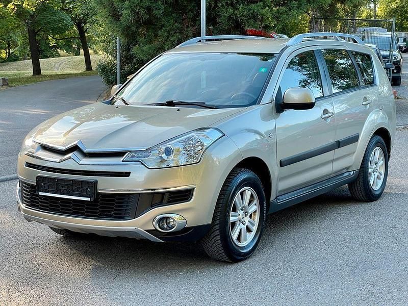 Beige Gebraucht 2008 Citroën C-Crosser Tendance SUV | 3.280 € (Fairer Preis) - Bild 1/4