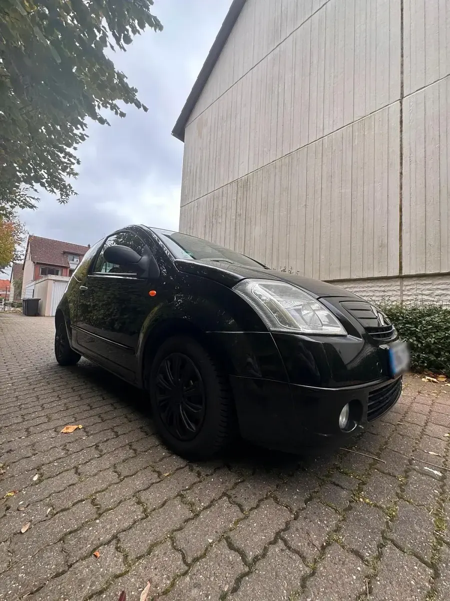 Gebraucht Citroën C2 70 PS (51 kW) 2004 Schwarz Kleinwagen