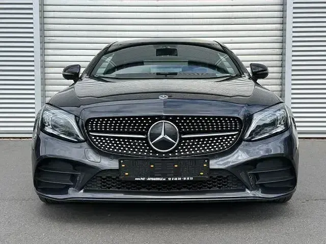 Gebraucht Mercedes C220 AMG 194 PS (142 kW) 2022 Grau Coupé