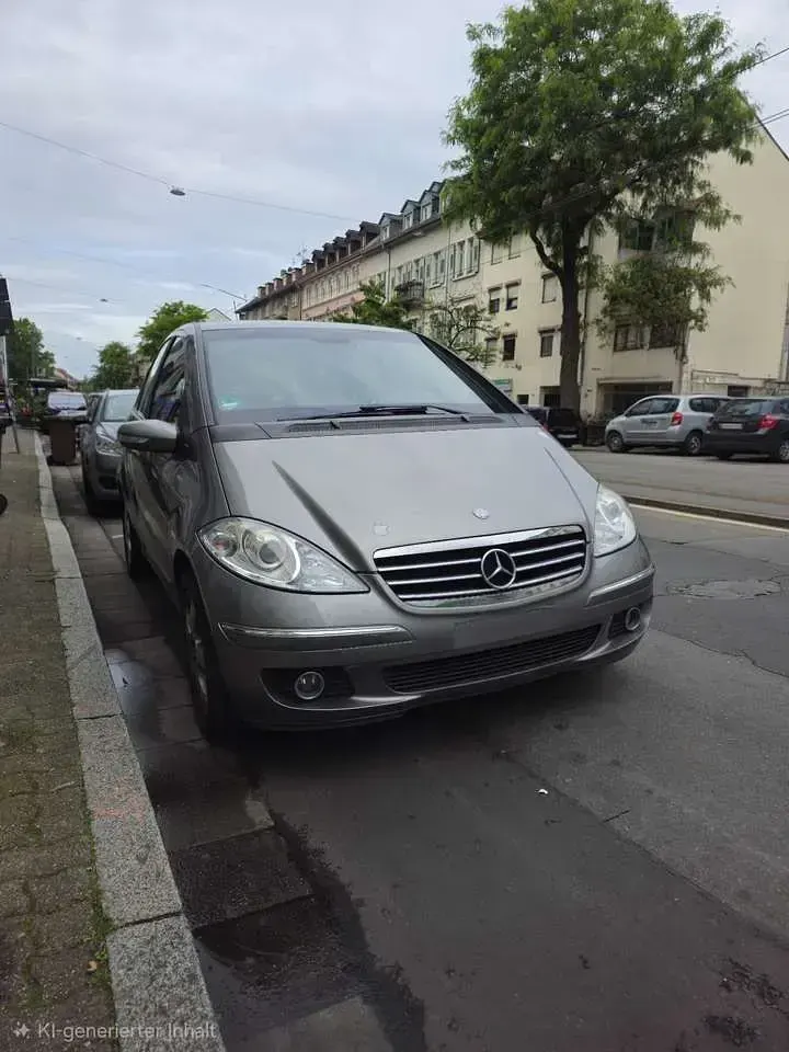 Gebraucht Mercedes A150 Avantgarde 95 PS (69 kW) 2005 Grau Limousine