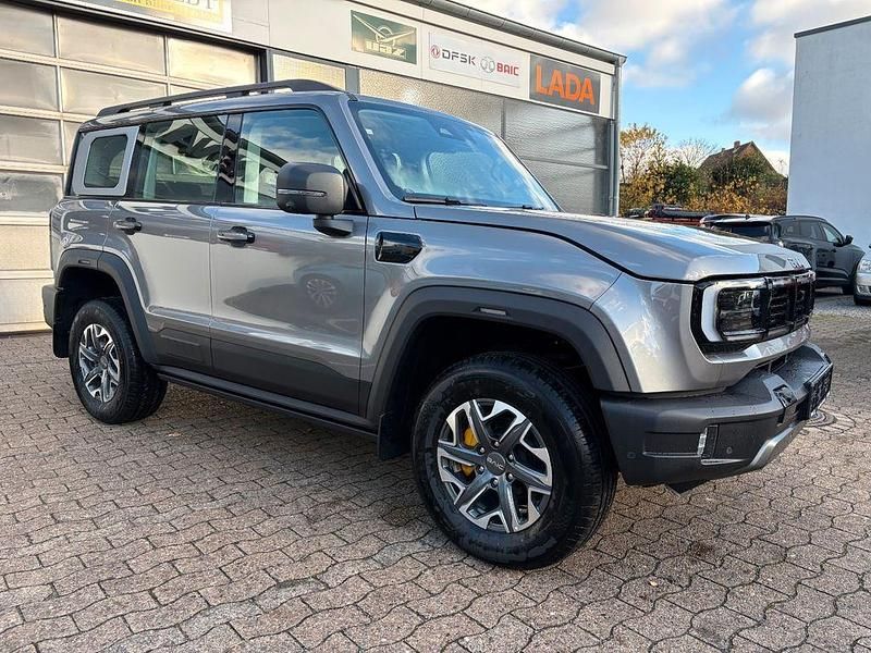 Neu Baic BJ40 234 PS (172 kW) 2025 Grau SUV