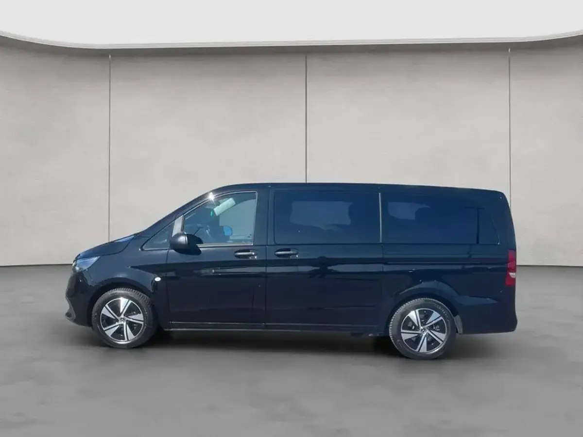 Gebraucht Mercedes Vito Marco Polo 163 PS (119 kW) 2025 Obsidianschwarz metallic Van
