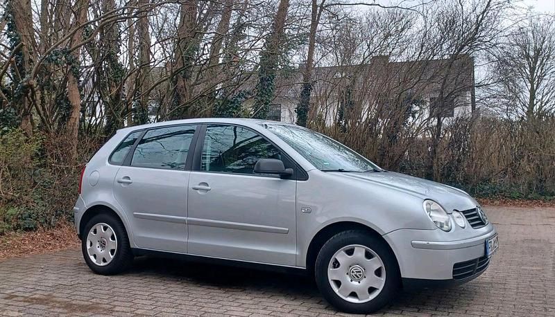 Gebraucht VW Polo 75 PS (55 kW) 2003 Grau Kleinwagen