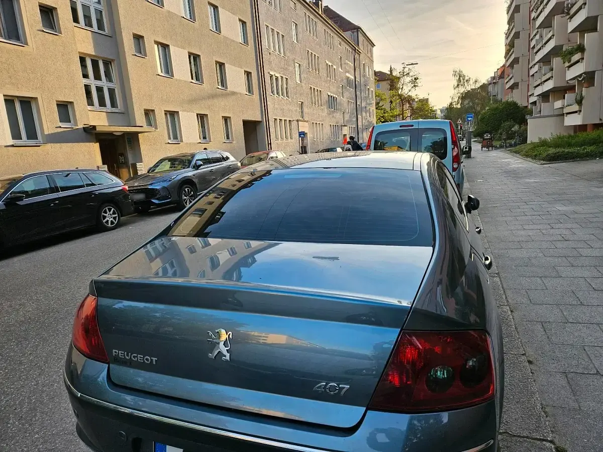 Gebraucht Peugeot 407 140 PS (102 kW) 2007 Blau Limousine