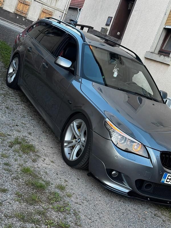 Silber Gebraucht 2008 BMW 535 Kombi | 9.000 € (Fairer Preis) - Bild 1/4