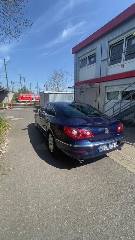 Gebraucht VW Passat 170 PS (125 kW) 2010 Blau Coupé