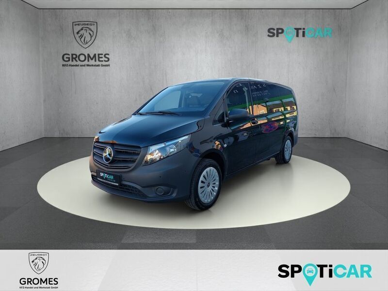 Obsidianschwarz metallic Gebraucht 2023 Mercedes Vito Van / Kleinbus | 55.990 € - Bild 1/4