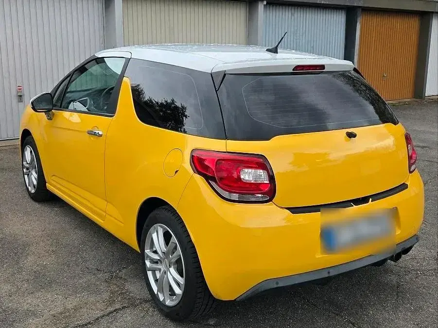 Gebraucht Citroën DS3 95 PS (69 kW) 2011 Gelb Kleinwagen