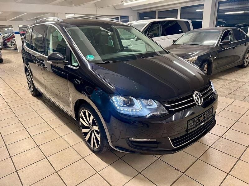 Schwarz Gebraucht 2017 VW Sharan Allstar Van / Kleinbus | 19.999 € (Fairer Preis) - Bild 1/4
