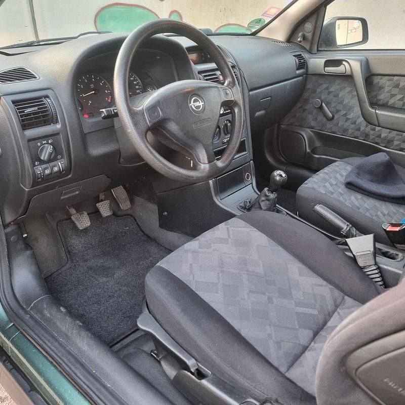 Second-hand Opel Astra 101 CP (74 kW) 1998 Verde Berlinǎ