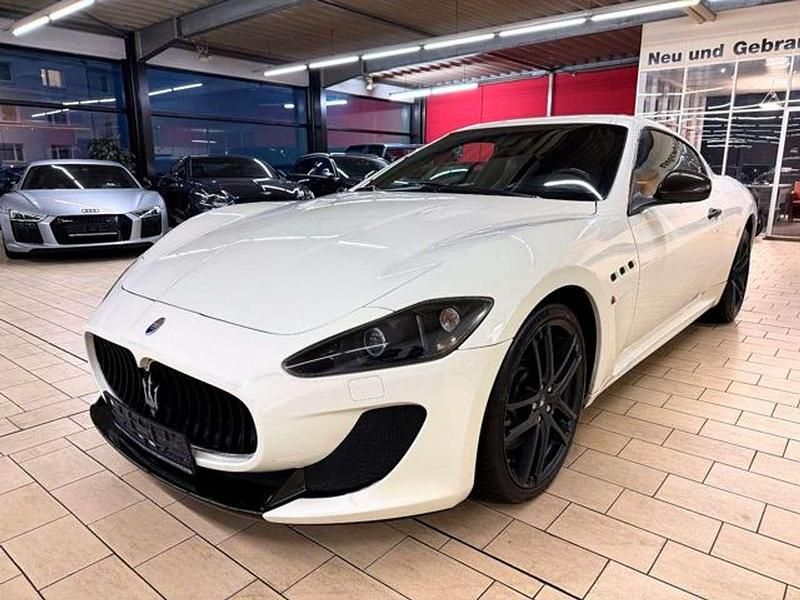 Gebraucht Maserati Granturismo 450 PS (330 kW) 2012 Weiß Coupé