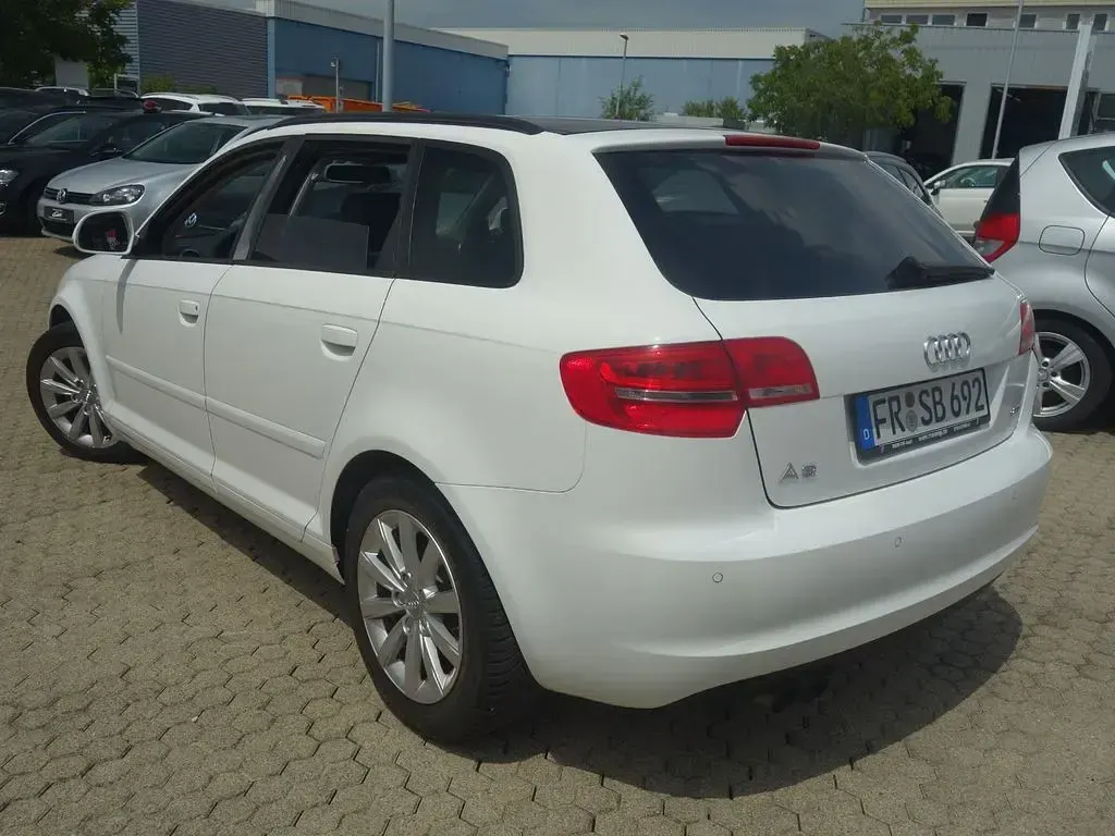 Gebraucht Audi A3 Ambition 160 PS (117 kW) 2009 Weiß Kleinwagen