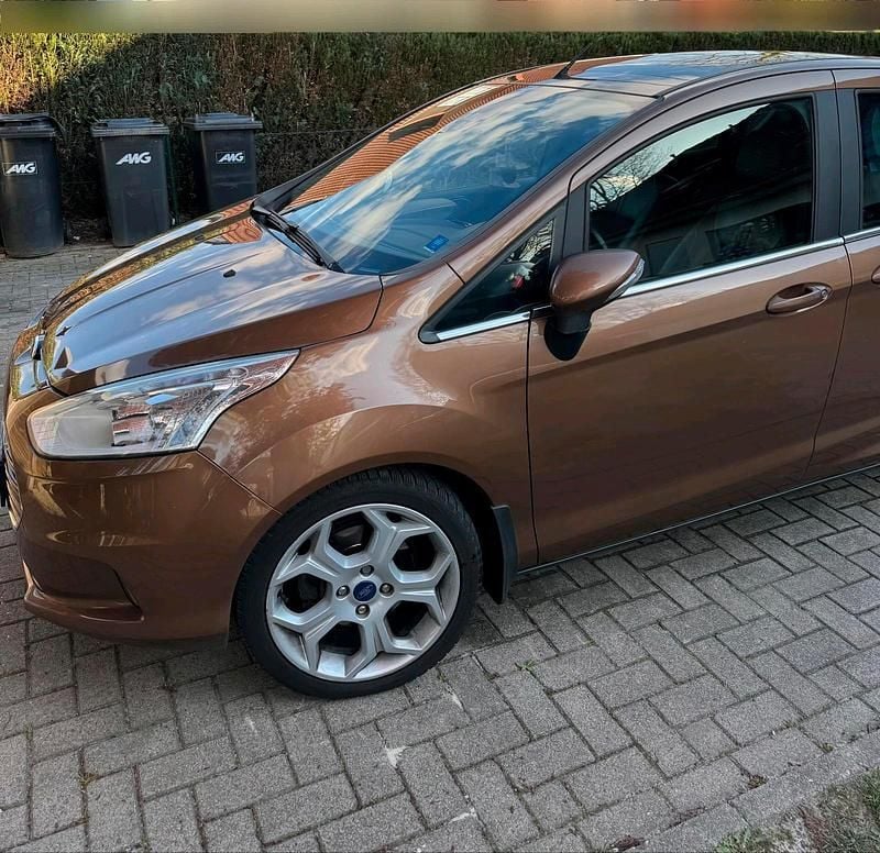 Second-hand Ford B-MAX Titanium 95 CP (69 kW) 2014 Maro Monovolum