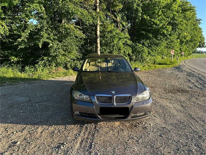 Second-hand BMW 325 218 CP (160 kW) 2005 Gri Berlinǎ