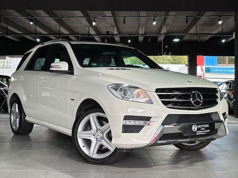 Weiß Gebraucht 2011 Mercedes ML250 AMG SUV | 14.900 € (Fairer Preis) - Bild 1/4