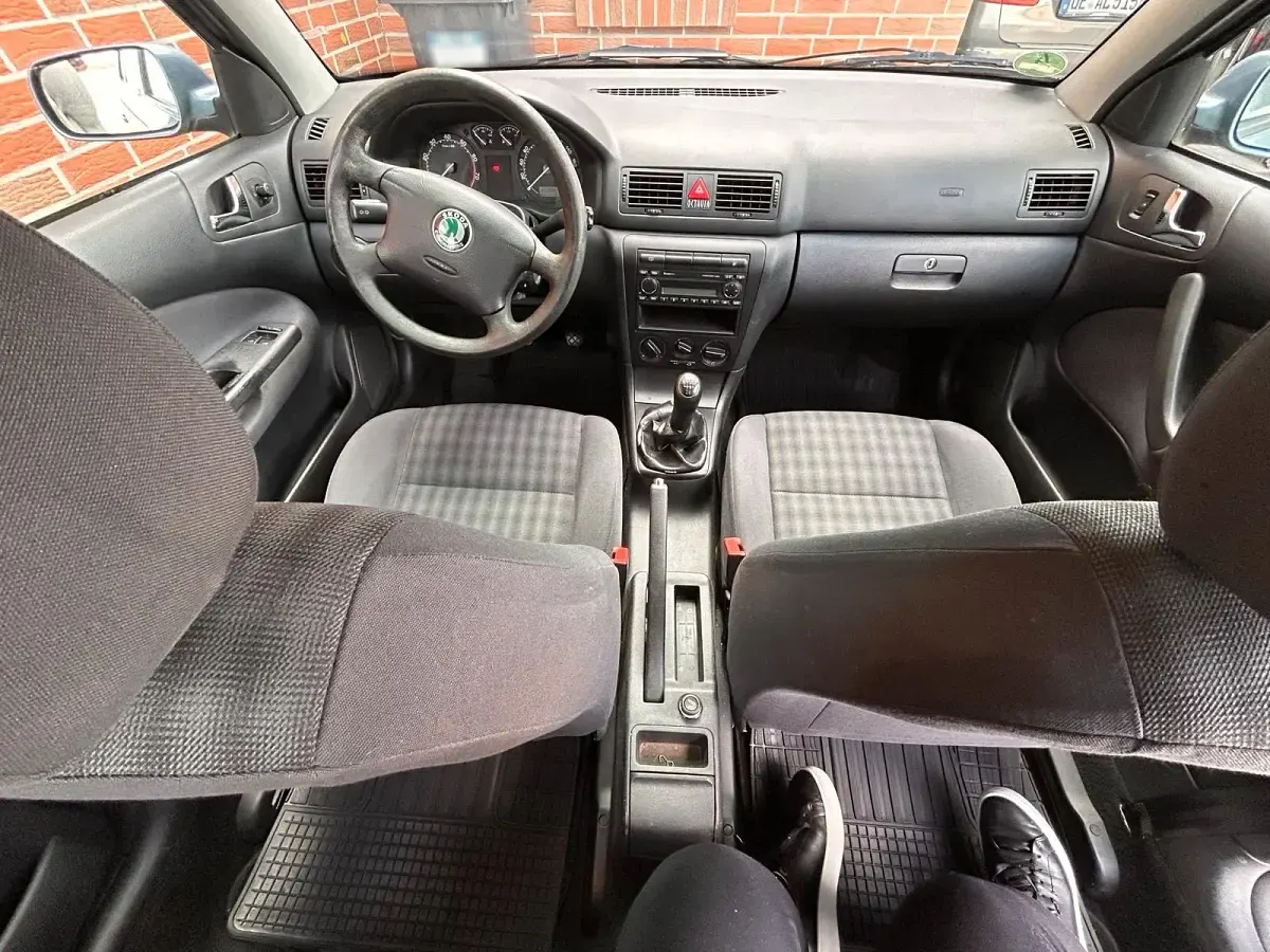 Gebraucht Skoda Octavia Tour 75 PS (55 kW) 2007 Blau Limousine