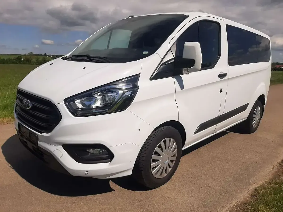 Gebraucht Ford Transit Custom 107 PS (78 kW) 2020 Frozen white Kombi