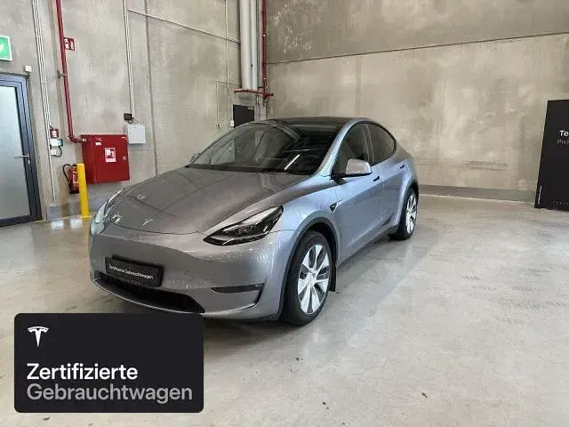 Gebraucht Tesla Model Y Long Range AWD 258 kW (351 PS) 2023 Quicksilver SUV