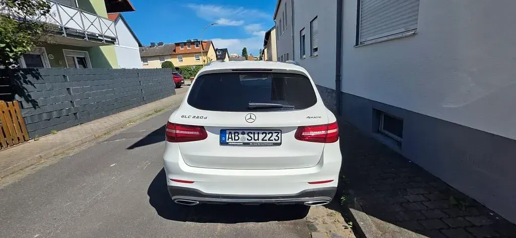 Gebraucht Mercedes GLC220 170 PS (125 kW) 2019 Schwarz SUV