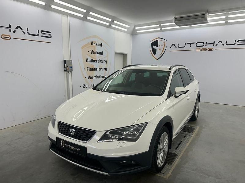 Weiß Gebraucht 2017 Seat Leon X-Perience Kombi | 13.490 € (Fairer Preis) - Bild 1/4