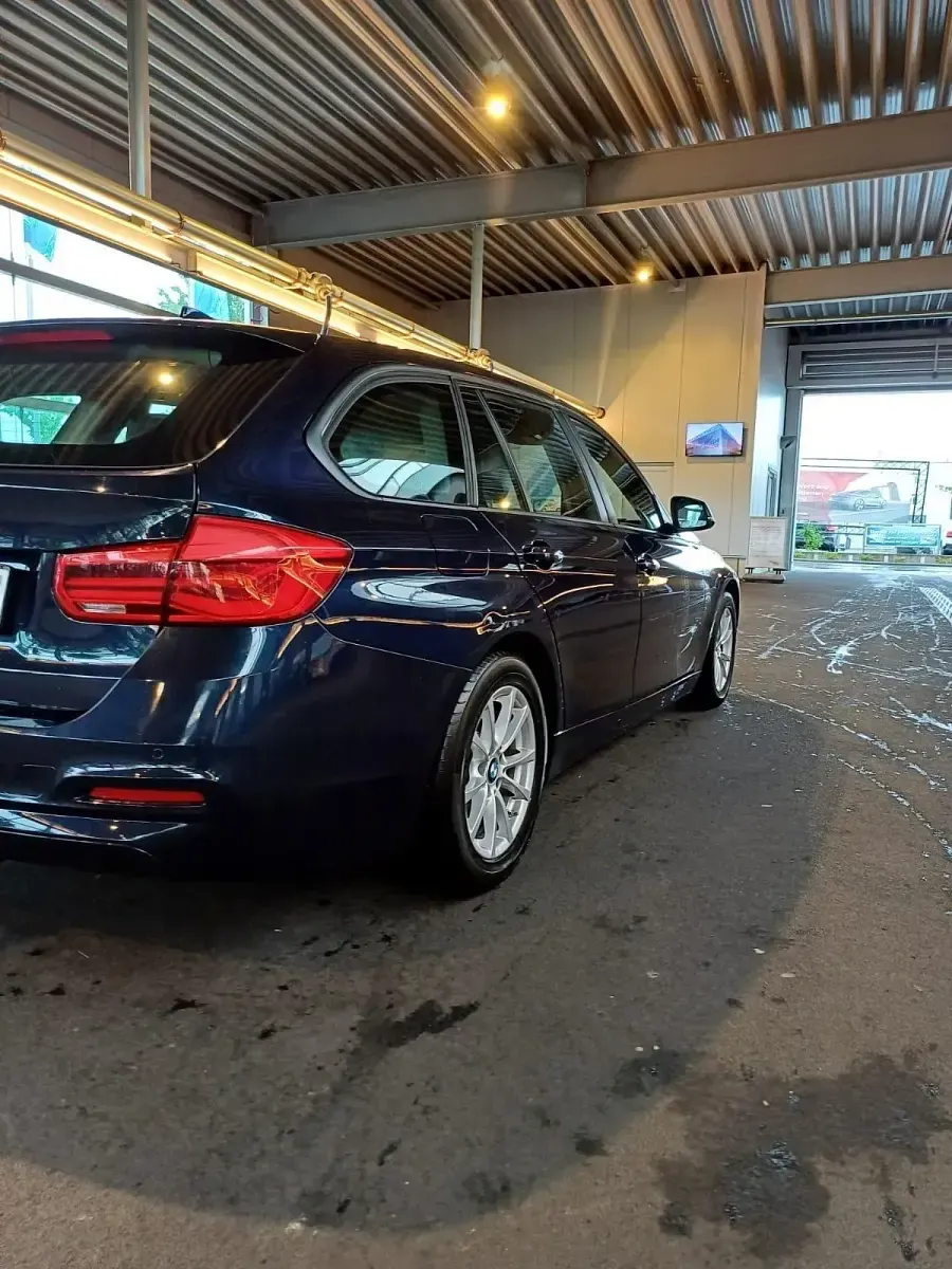 Occasion BMW 320 Advantage 190 ch (139 kW) 2015 Bleue Break