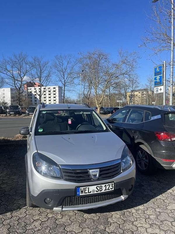 Gebraucht Dacia Sandero Stepway 87 PS (63 kW) 2009 Grau Limousine