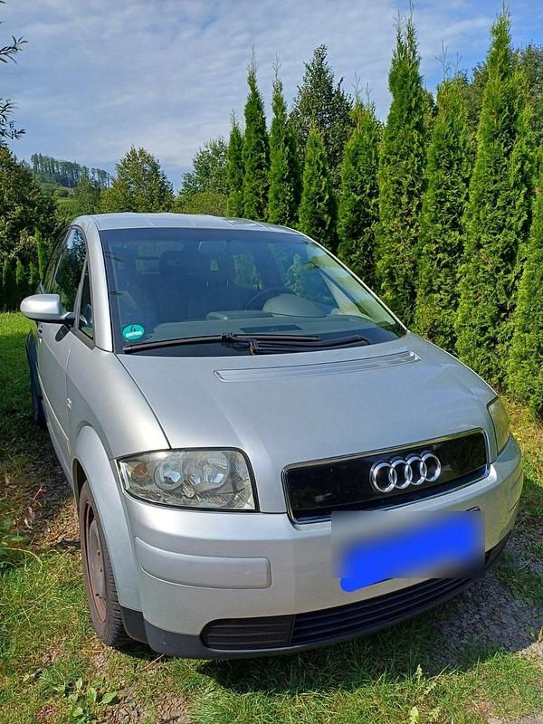 Silber Gebraucht 2002 Audi A2 Kleinwagen | 1.399 € (Superpreis) - Bild 1/4