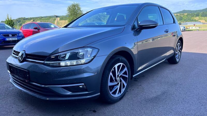 Grau Gebraucht 2019 VW Golf VII Join Limousine | 9.900 € (Guter Preis) - Bild 1/4