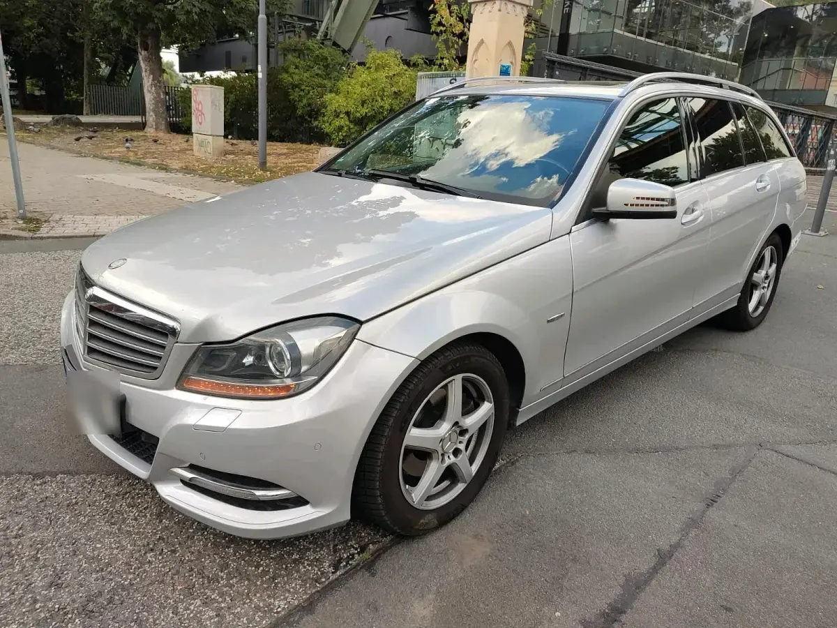 Gebraucht Mercedes C220 170 PS (125 kW) 2013 Silber Kombi
