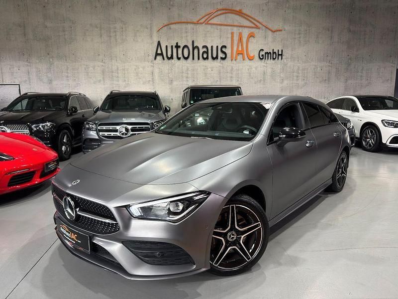 Grau Gebraucht 2022 Mercedes CLA250 Shooting Brake AMG Kombi | 27.900 € (Fairer Preis) - Bild 1/4