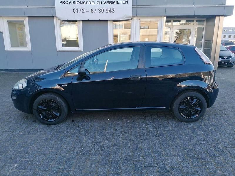 Blau Gebraucht 2010 Fiat Punto Evo Active Kleinwagen | 1.700 € (Fairer Preis) - Bild 1/4