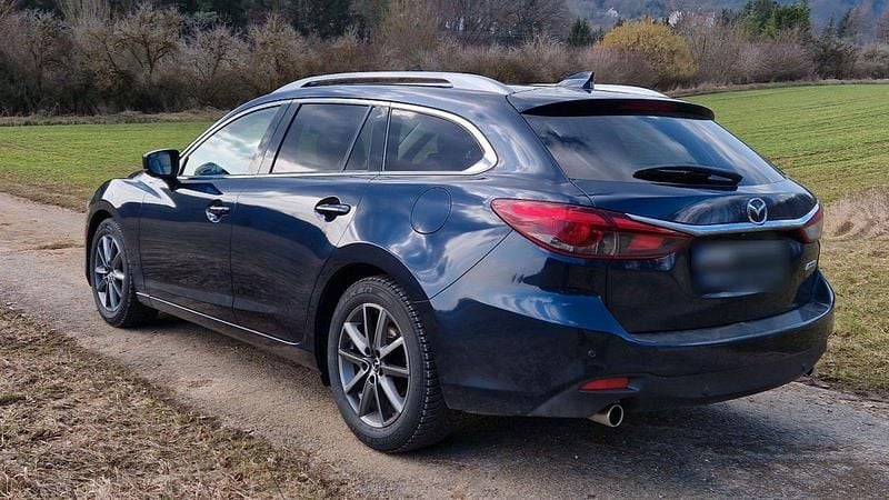Gebraucht Mazda 6 Nakama Intense 192 PS (141 kW) 2016 Blau Kombi