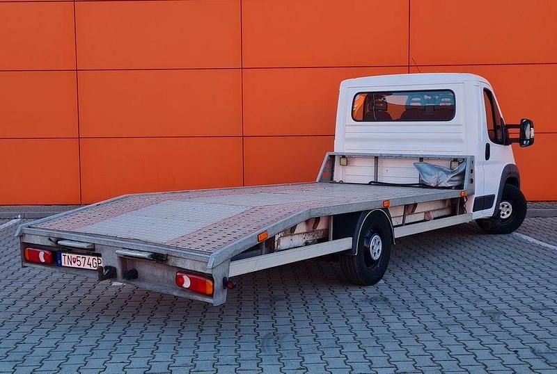 Gebraucht Peugeot Boxer 163 PS (119 kW) 2016 Weiß Van