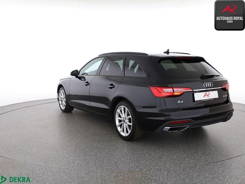 Gebraucht Audi A4 S-Line 163 PS (119 kW) 2023 Mythosschwarz Kombi