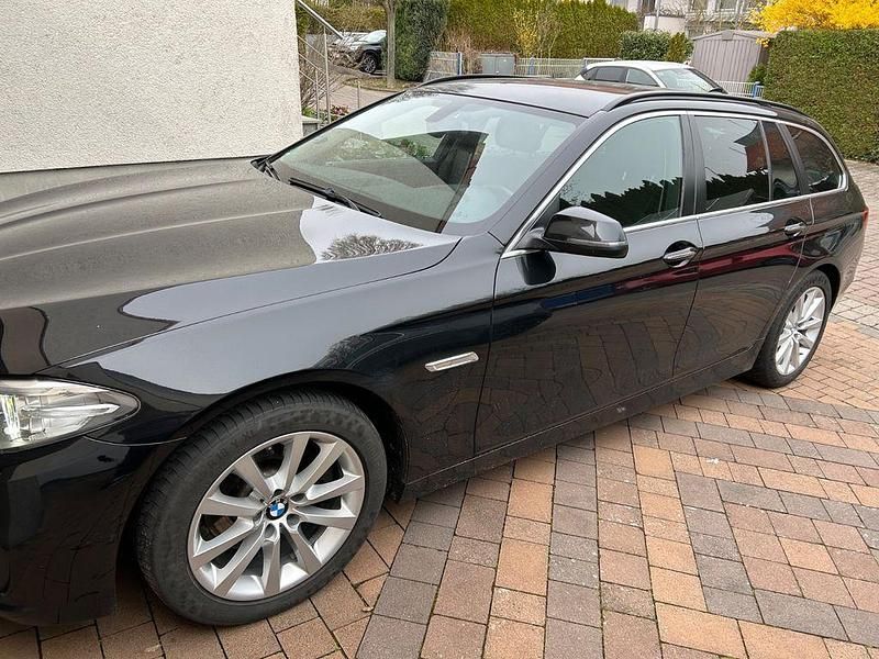 Second-hand BMW 520 184 CP (135 kW) 2014 Negru Break