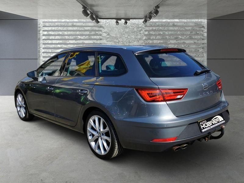 Gebraucht Seat Leon ST FR 125 PS (91 kW) 2018 Pirineos grau Kombi