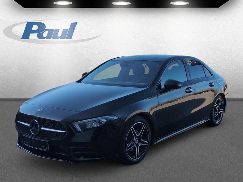 Gebraucht Mercedes A200 AMG 163 PS (119 kW) 2022 Schwarz Limousine