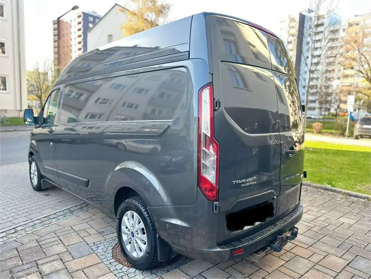 Usado Ford Transit Custom 131 HP (96 kW) 2021 Cinzento Van