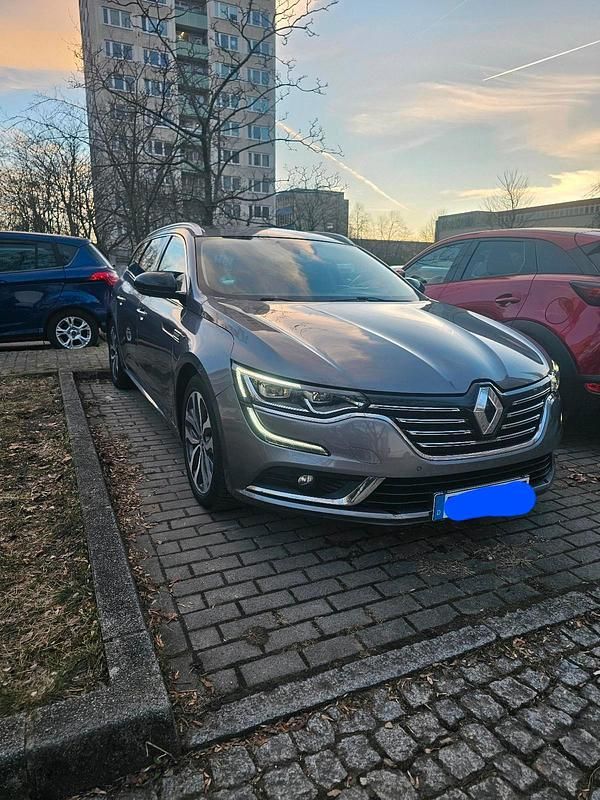 Second-hand Renault Talisman 160 CP (117 kW) 2016 Hatchback