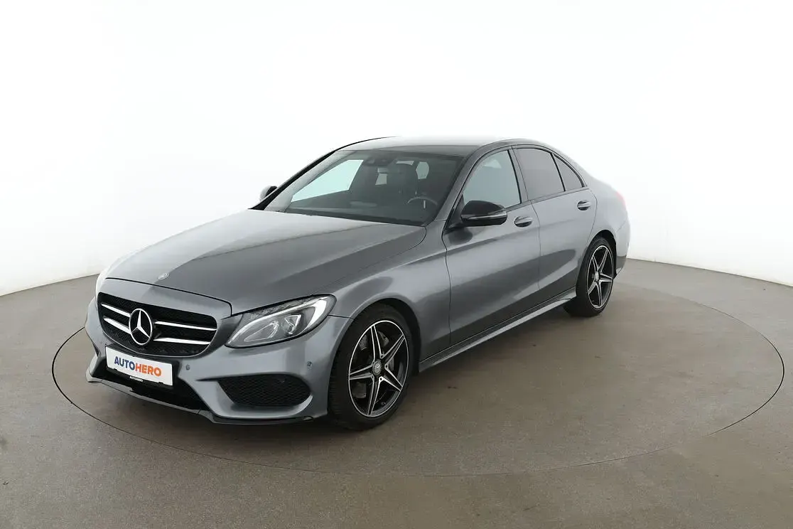 Gebraucht Mercedes C300 AMG line 245 PS (180 kW) 2017 Limousine