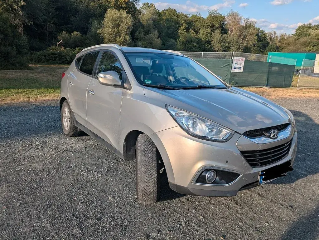 Gebraucht Hyundai ix35 Style 135 PS (99 kW) 2010 Silber SUV