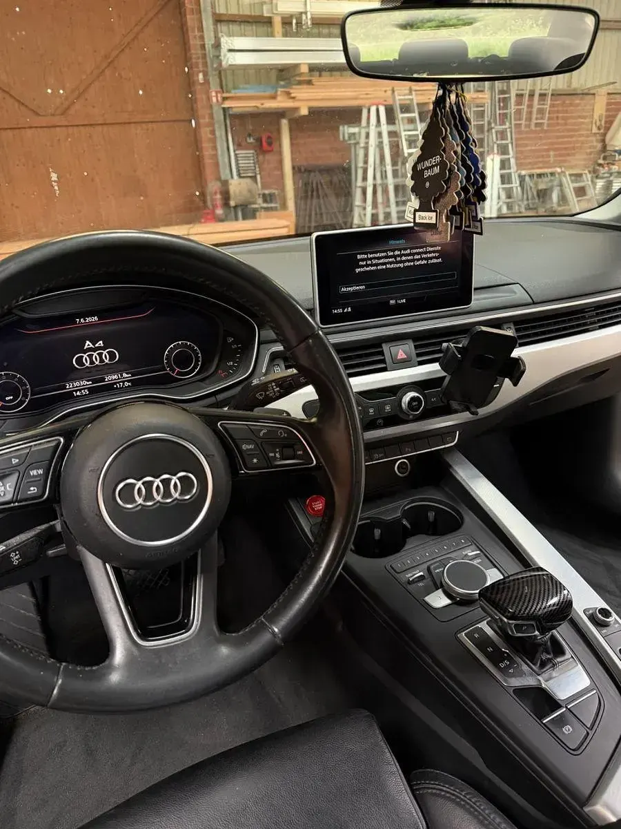 Gebraucht Audi A4 190 PS (139 kW) 2018 Schwarz Kombi