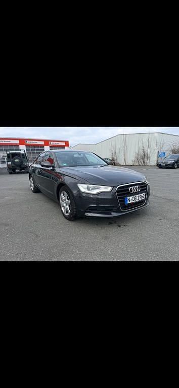 Grau Gebraucht 2011 Audi A6 Limousine | 10.700 € (Fairer Preis) - Bild 1/4