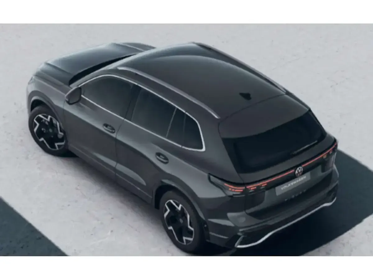 Neu VW Tiguan R-line 150 PS (110 kW) 2026 Grau SUV