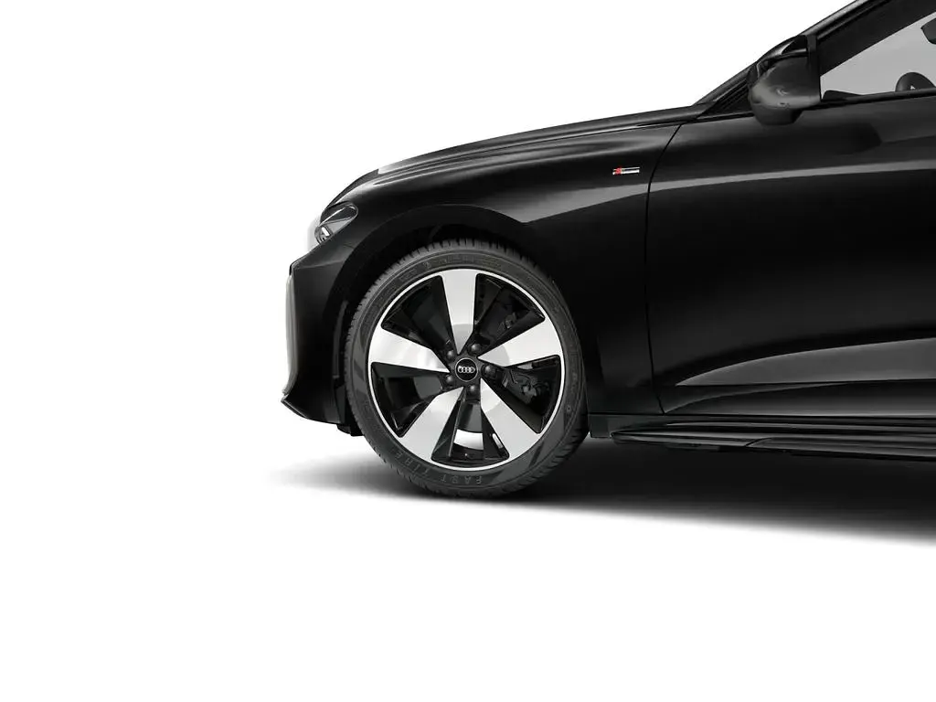 Gebraucht Audi A5 Ambiente 204 PS (150 kW) 2025 Mythosschwarz metallic Kombi