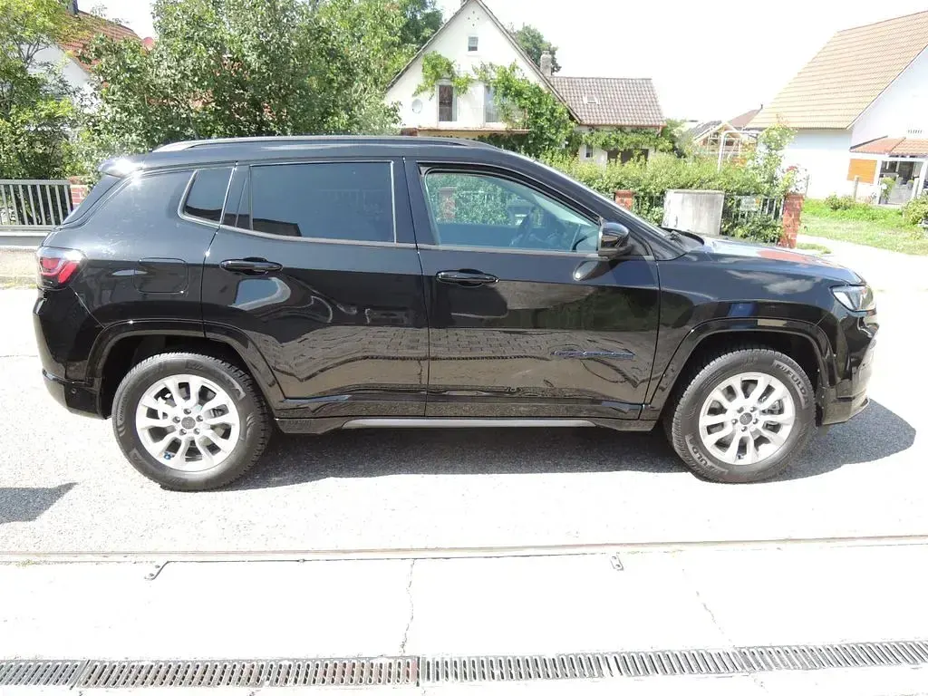 Gebraucht Jeep Compass 179 PS (131 kW) 2022 Schwarz SUV