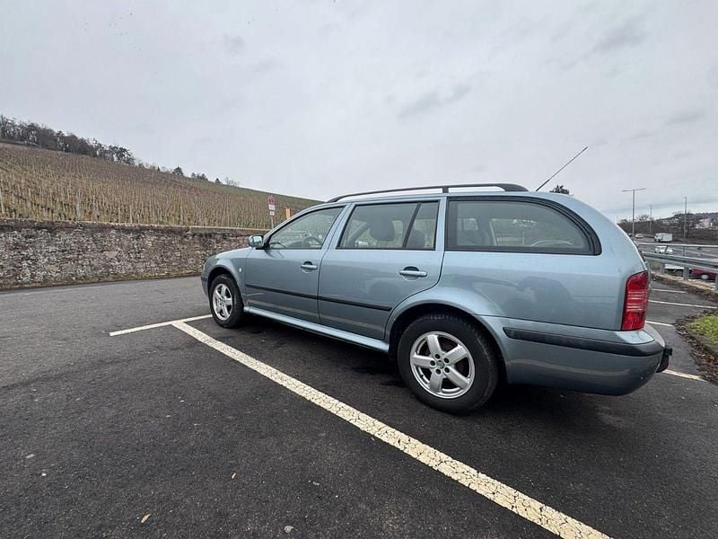 Gebraucht Skoda Octavia 90 PS (66 kW) 2005 Grau Kombi