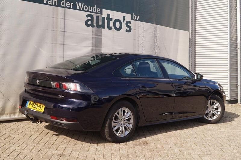Gebraucht Peugeot 508 Active 131 PS (96 kW) 2022 Blau Limousine
