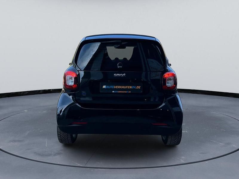 Gebraucht Smart ForTwo Coupé 60 kW (82 PS) 2020 Schwarz Coupé